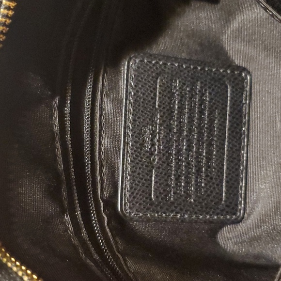 Coach Leather Crossbody 🍫 chocolate on light brown. EUC!!! - Picture 12 of 14